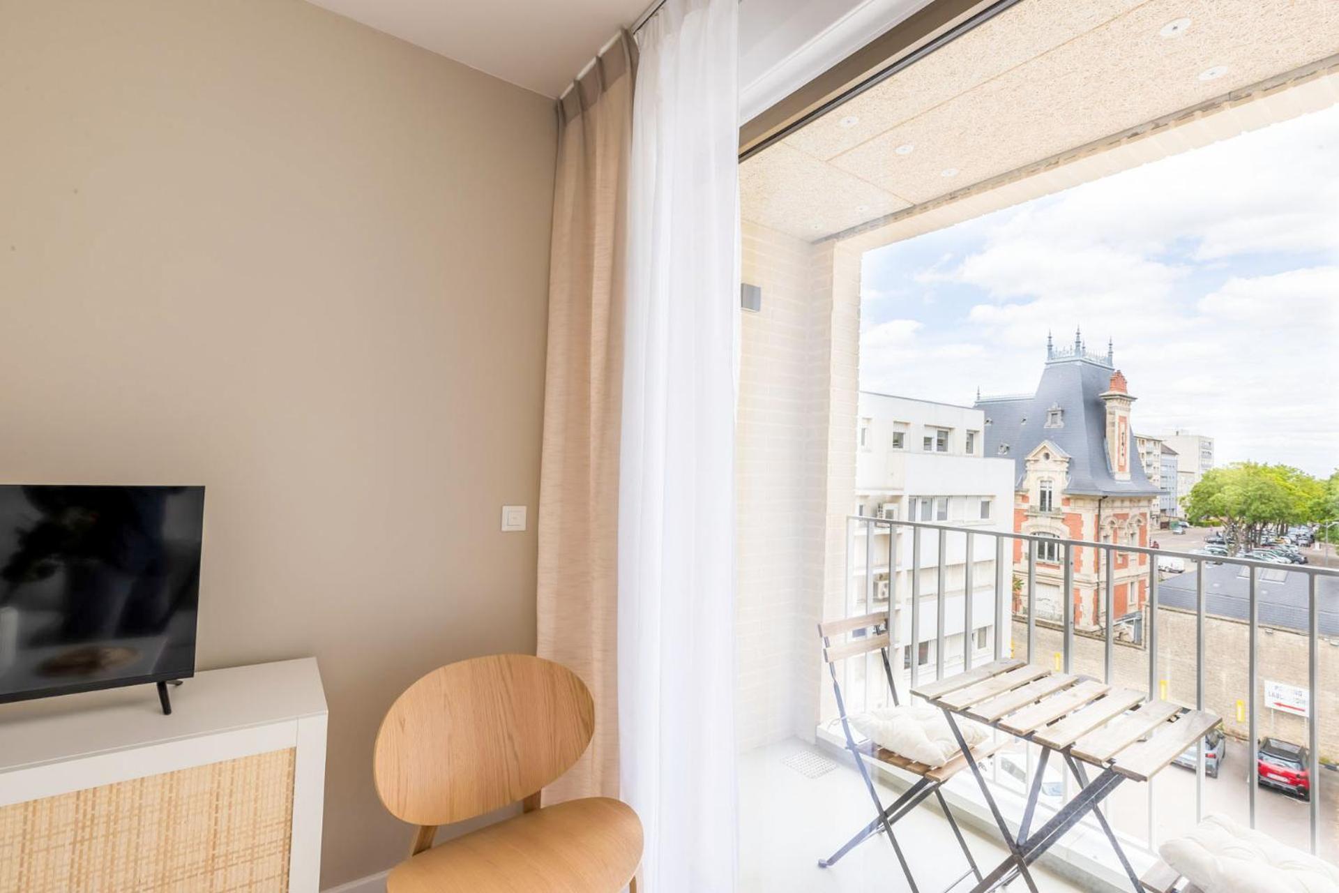 Ovelia Troyes - Le Carre Madeleine Apartment Exterior photo